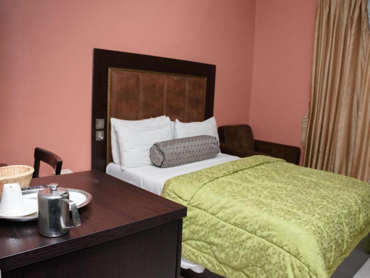 Hard Break Hotel Enugu Luaran gambar