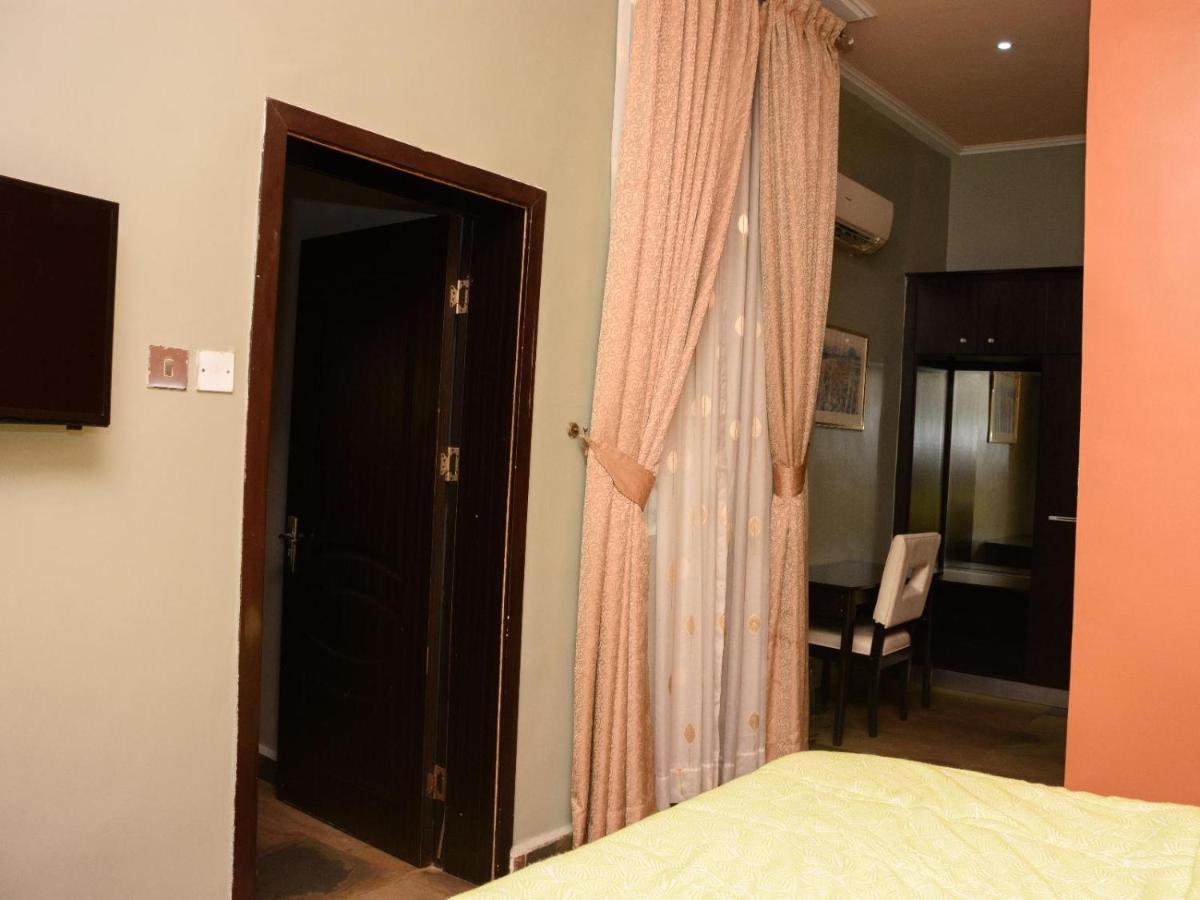 Hard Break Hotel Enugu Luaran gambar