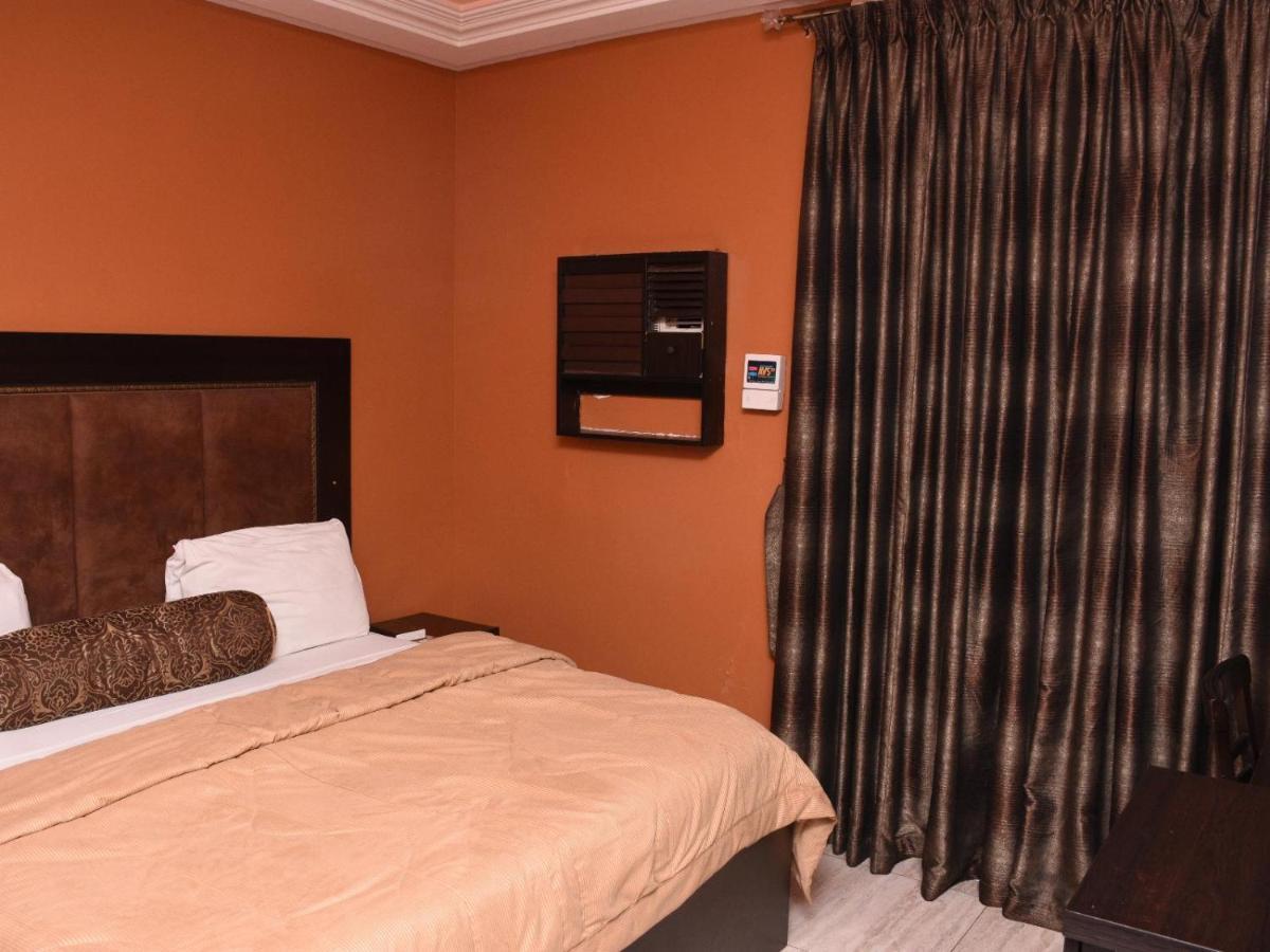 Hard Break Hotel Enugu Luaran gambar